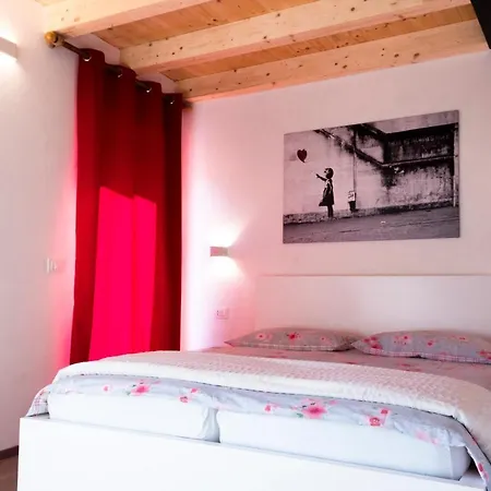Bed & Breakfast Marigold